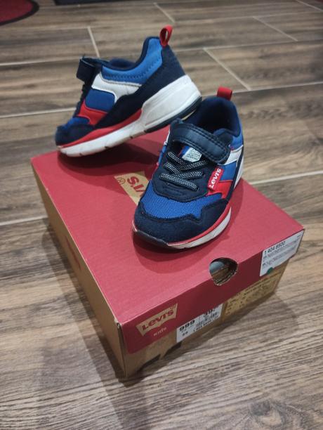 Levis tenisky, levis,22