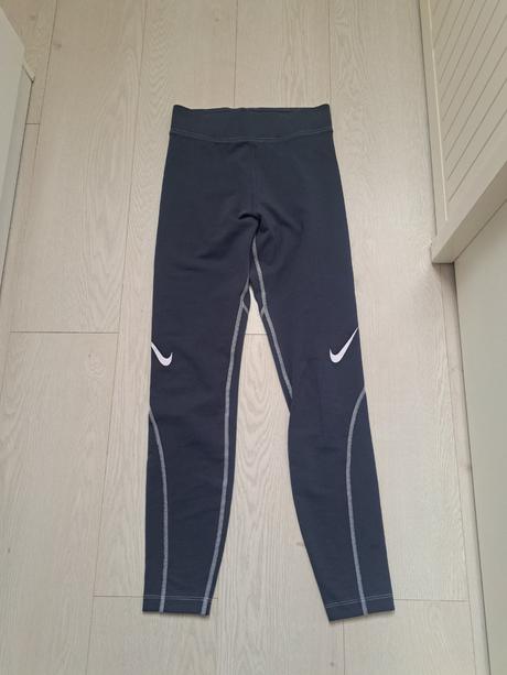 Legíny, nike,s