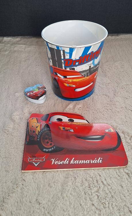 Cars knižka a kôš (mcqueen), 