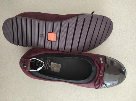 Baleríny/ poltopánky, baťa,35