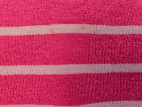 Pásikavé šaty, 110