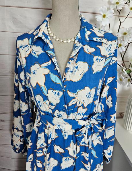 Krásne šaty trendyol, 36