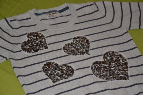 Prekrasny svetrik s flitrovanymi srdieckami 3-5r., next,104