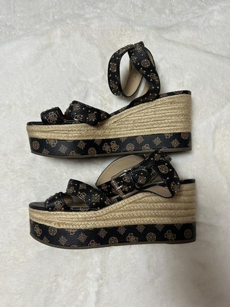 Tmavohnedé sandálky na platforme zn guess originál, guess,40