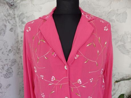 Velmi peknaa bluzka, 42