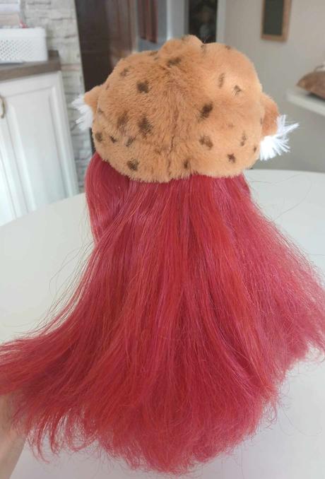 Bábika na na na surprice teenagerka,