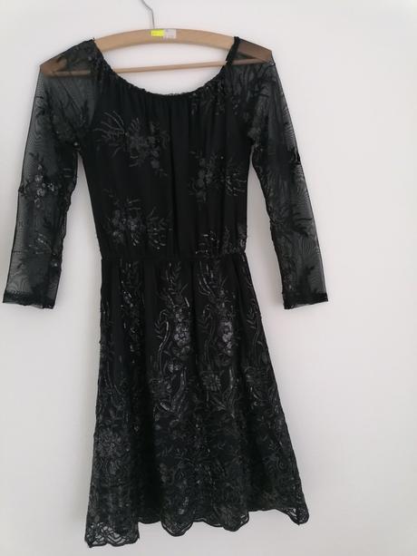Čierne šaty s flitrami, m