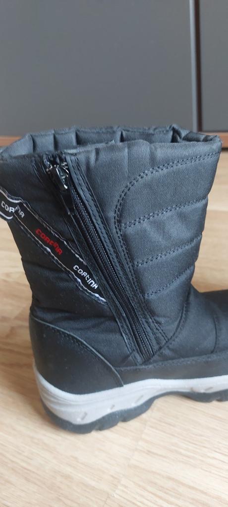 Snehule, deichmann,33