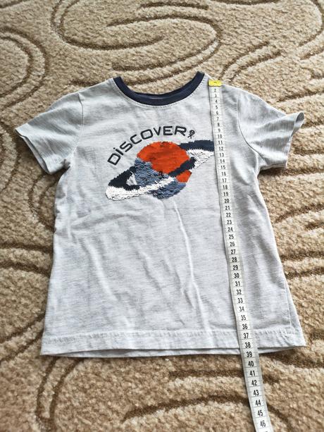 Tričko s premieňacími flitrami, 98