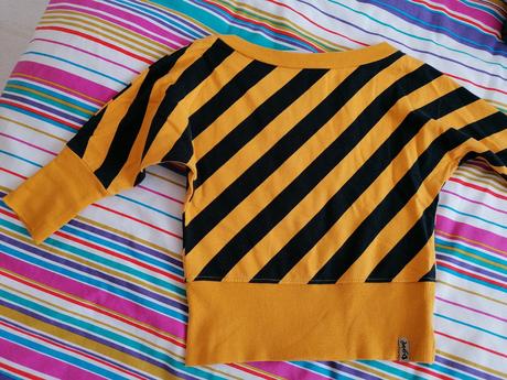 Mikina s lodičkovým výstrihom, h&m,122