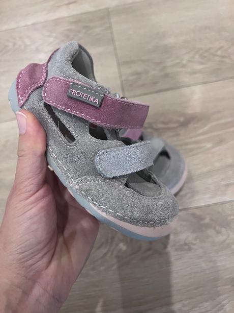 Sandálky, protetika,23