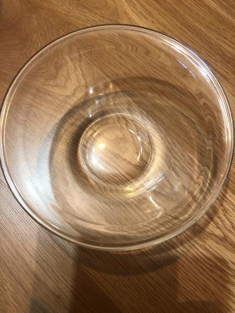Sklenená misa, 