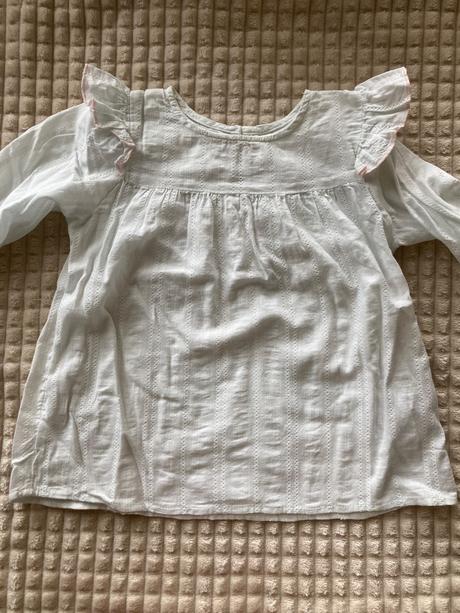 Blúzka s mašličkami, 98