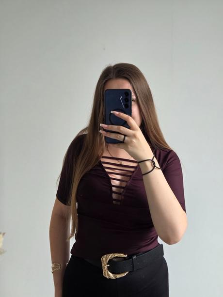 Top s výstrihom s/m, h&m,s