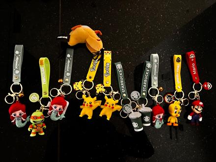 Prívesky na kľúč,na tašku,pokemón,mario,ariel atd,