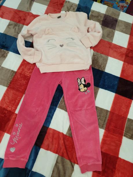 Teplé tepláky + mikina, 122