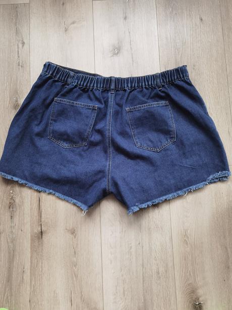 Sukňokratasy, šortky sú 50, 52, 54, xxxl