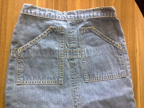 Riflová sukňa, 122