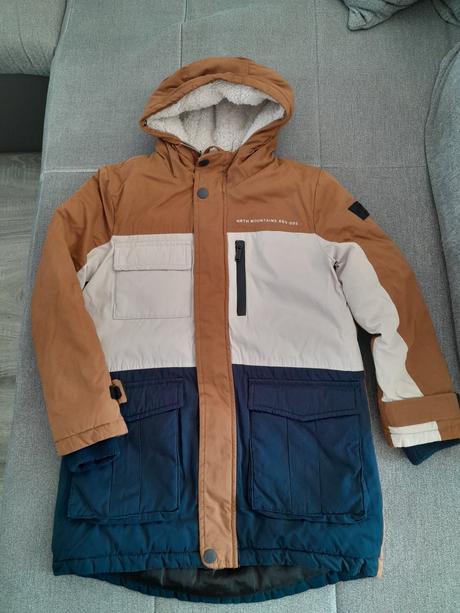 Zimná bunda vel.134, reserved,134