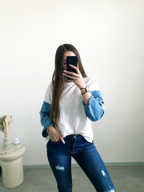 Top s rifľovými rukávmi, reserved