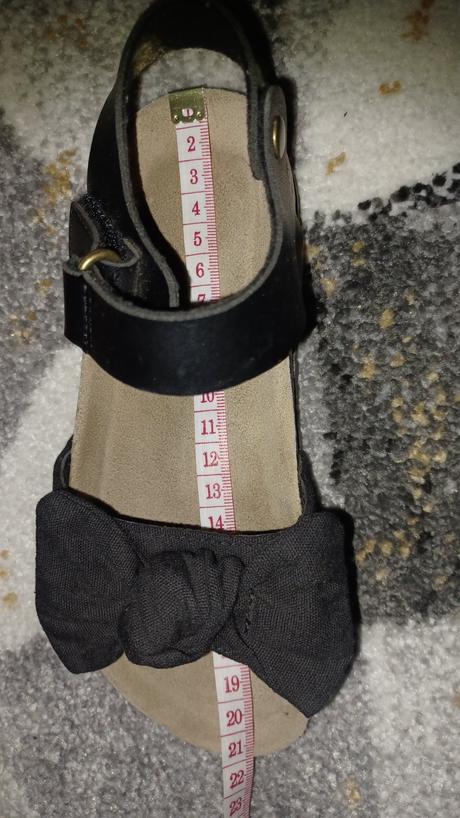 Sandálky, reserved,32