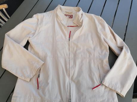 Bunda, street one,38