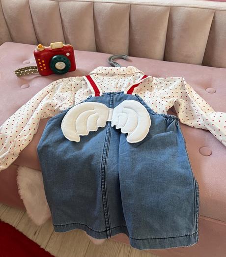 Komplet šaty s krídlami, 86