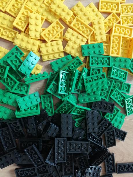 20ks stavebné kocky tenké 2x4, 