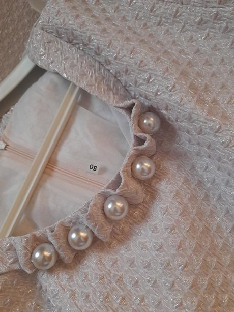 Šaty s kabátikom, 50