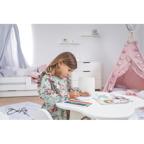 Stôl + dve stoličky  zajačik, 