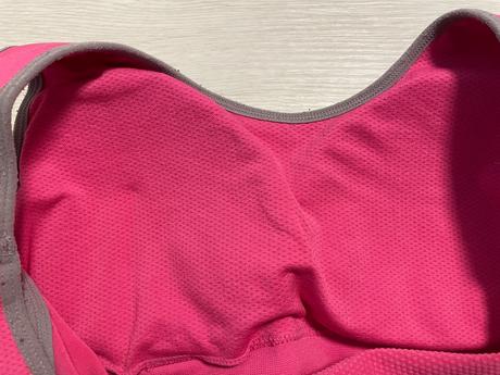 Športová vystužená podprsenka., s