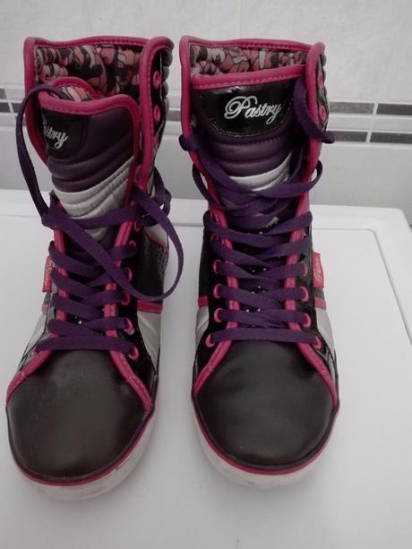 Kotnikové topánky, 37