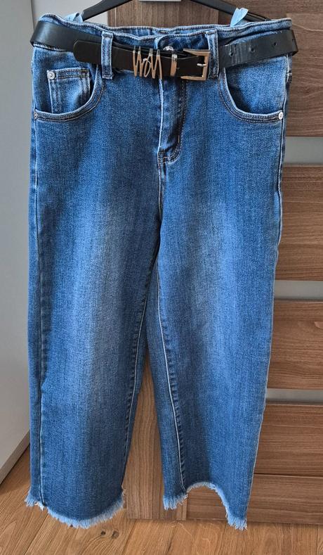 Dievčenské široké rifle, 128