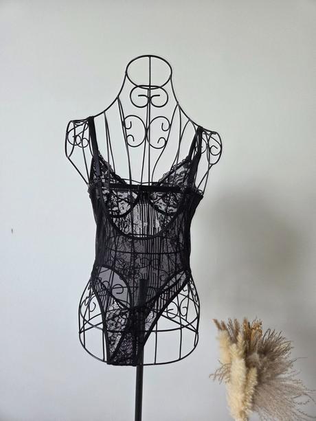 Čipkované body m, m