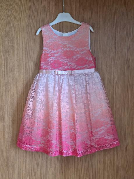 Dievčenské šaty, 110