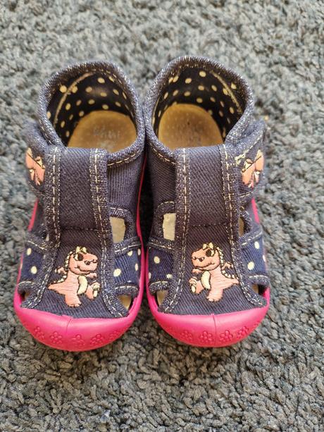 Dievčenské papuče mini b (baťa) veľ. 21 a 22, baťa,21