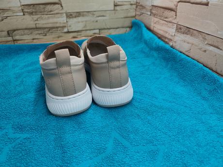 Rieker 42 - dámske kožené našuchovacie dierkované, rieker,42