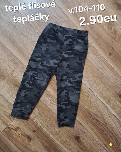 Velúrové tepláčky, 104