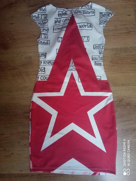 Rozprávkové šaty, xs