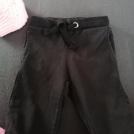 Rifle a teplaky, 128