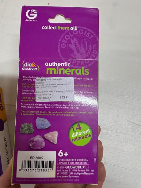 Geoworld - archeolog vykop a objav zlato a mineral,