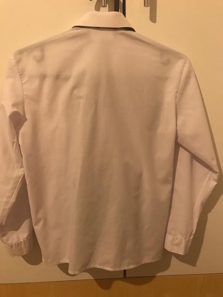 Košeľa s nohavicami a motýlikom, 134