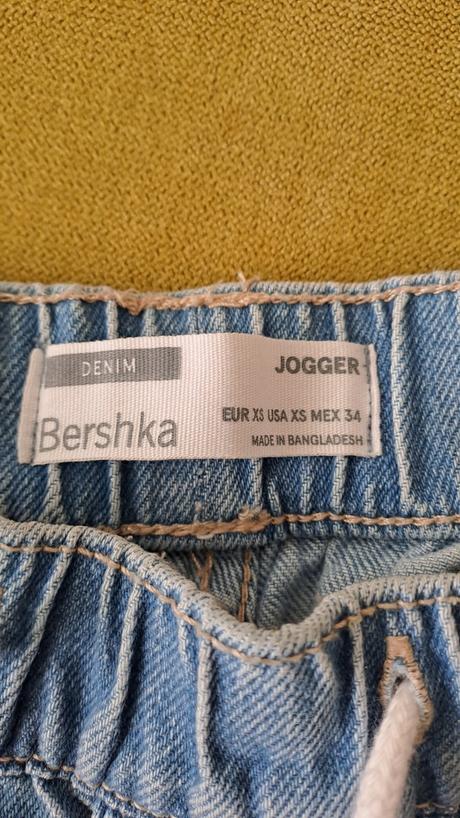 Chlapčenské rifle jogger, bershka,xs