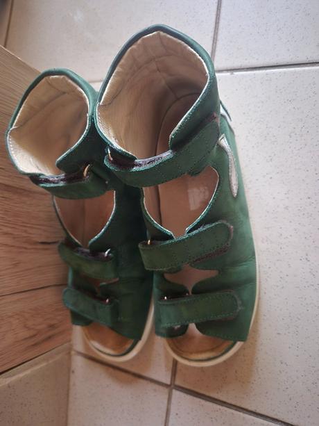 Ortopedické sandále, 38
