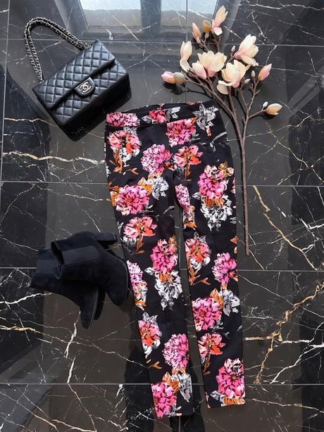 Elegantné nohavice s kvetmi, f&f,s