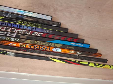 Hokejky určené na repasovanie spolu 10ks, bauer