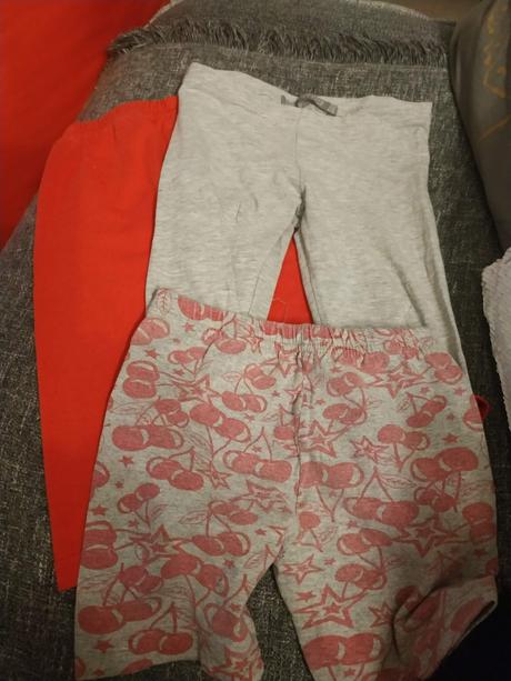 Legínky 3/4  a kraťasy na donosenie., 104