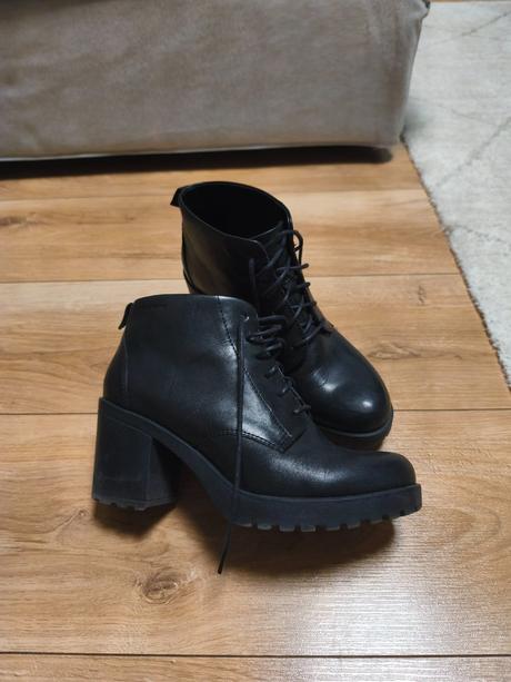 Dámske kožene topanky, vagabond,38