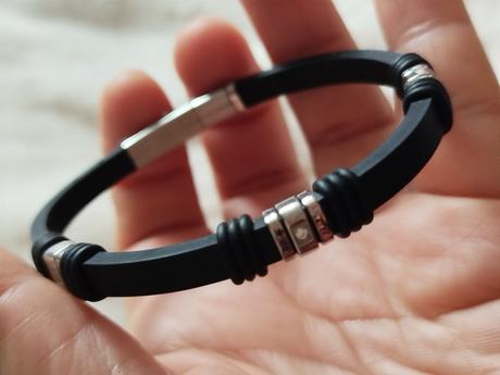 Pánsky náramok so zirkonmi, 