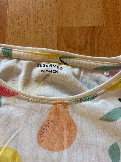 Pyzamo, reserved,158